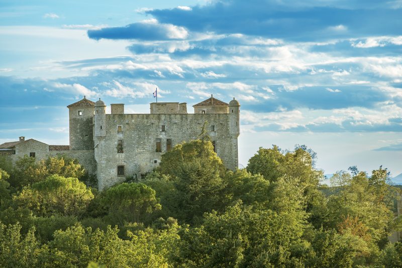 Château des Roure et sa magnanerie