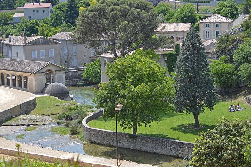 bourg-saint-andeol-vallon-de-tourne