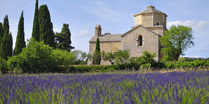 eglise-larnas-lavande-ardeche