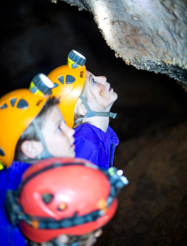 speleologie-enfant-ardeche-2