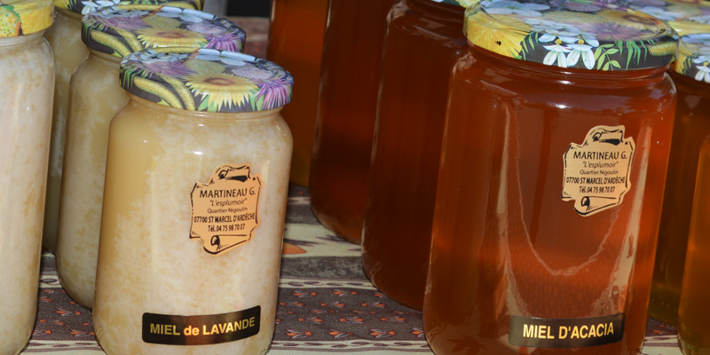 miel-sur-les-marches-en-ardeche