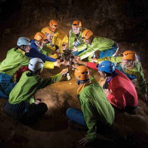 speleo-oenologie-grotte-saint-marcel