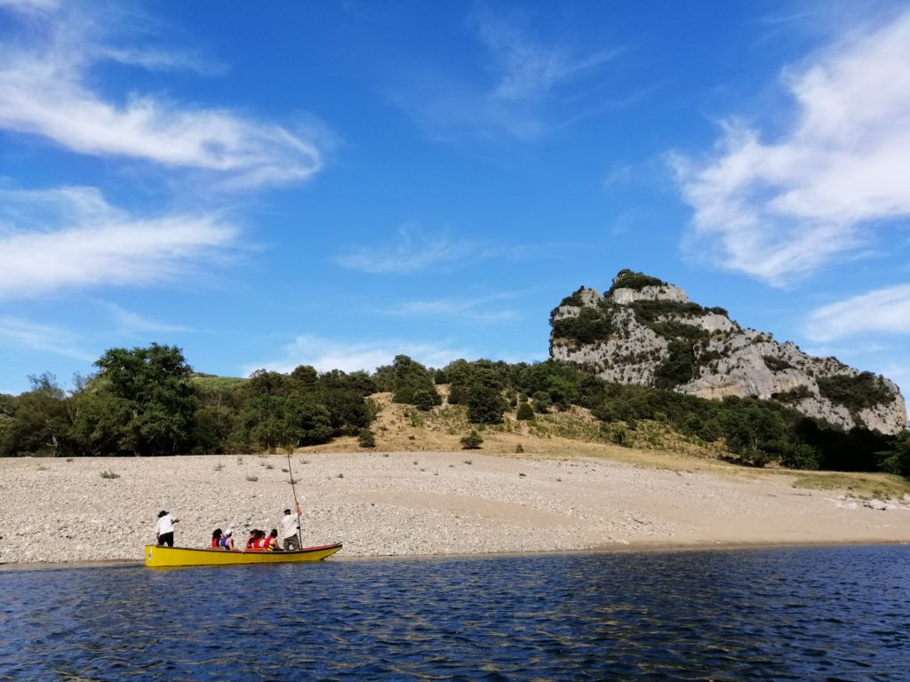 balade barque gorges de lardèche
