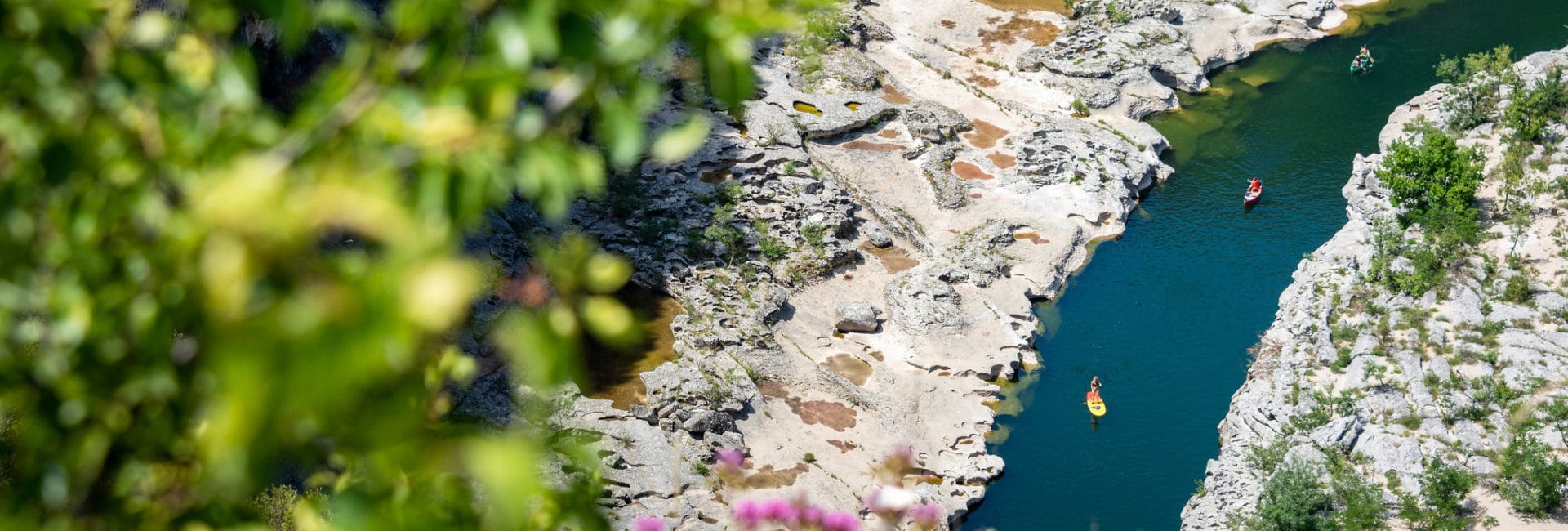 canoe_paddle_gorges_ardeche_vue_den_haut-header